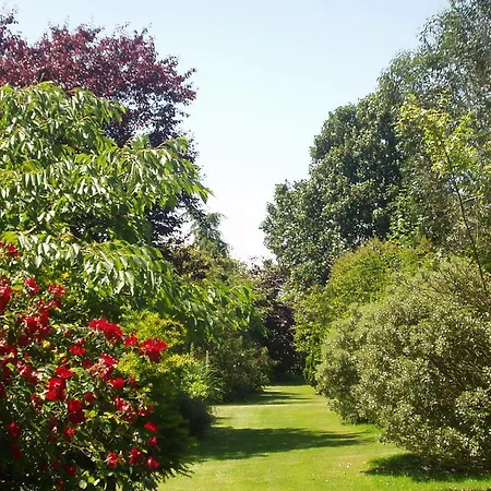 Bed & Breakfast High Farm 4*