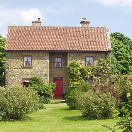 Bed & Breakfast High Farm 4*